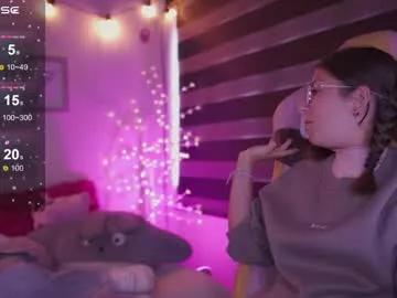 milly_kenner from Chaturbate is Freechat