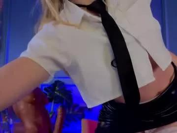 milly_shy from Chaturbate