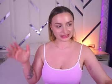 minifox_ from Chaturbate