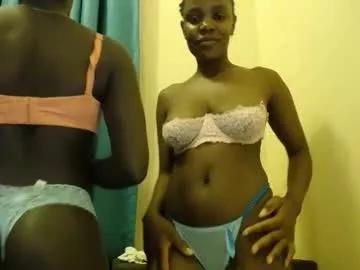 minnie_lila from Chaturbate