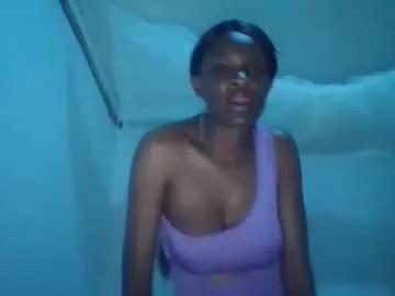 miss_belllo from Chaturbate