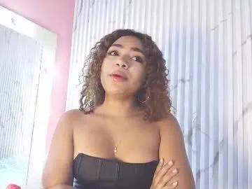 Missdionne__curly from Chaturbate