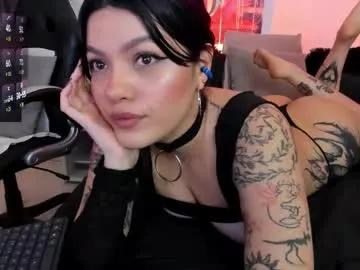 misshuntt3rs from Chaturbate