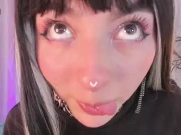 Misslynn_ from Chaturbate