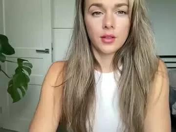 mmminnie from Chaturbate