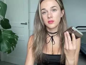 mmminnie from Chaturbate