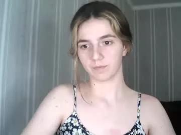molly_hot_stuff from Chaturbate