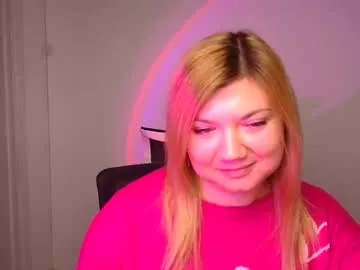 Molly_moree from Chaturbate