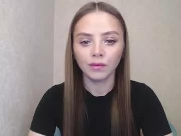 mollyenjoy07 from Chaturbate