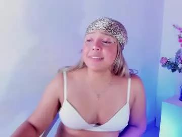mollylogan11 from Chaturbate