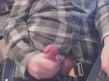 momer85 from Chaturbate