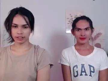 momi_khem019 on Chaturbate 