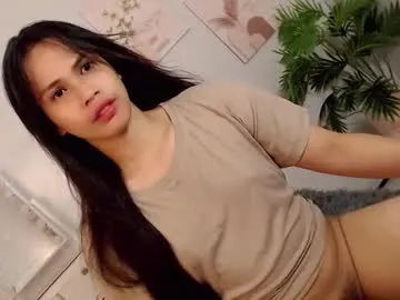 momi_khem019 on Chaturbate 