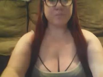 mommies_mooseknuckle from Chaturbate