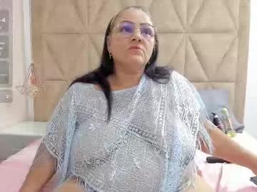 mommy_cute from Chaturbate
