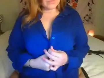 Monasexy320 from Chaturbate