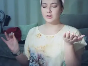 moodiemira on Chaturbate 