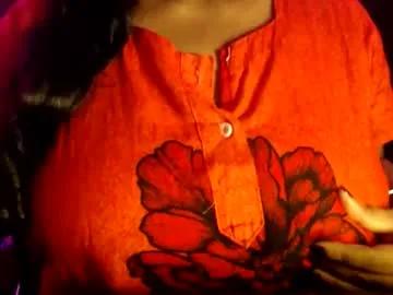 moody_maya from Chaturbate