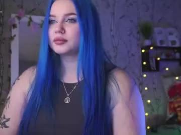 moon_valkyriie from Chaturbate