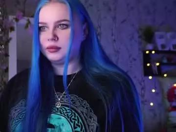 moon_valkyriie from Chaturbate