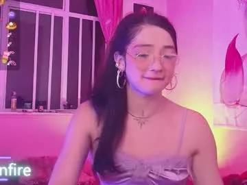 moonfiredance from Chaturbate