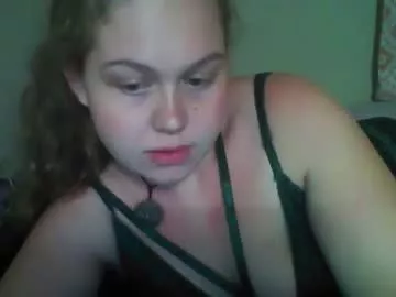 moongoddess16 on Chaturbate 
