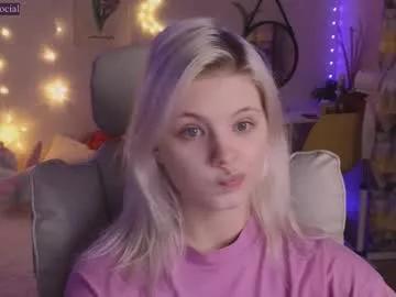 Moonlight_mia from Chaturbate