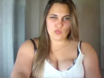 moonlitrose_ on Chaturbate 