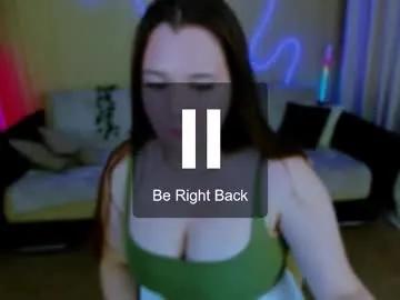 Moonvelle from Chaturbate