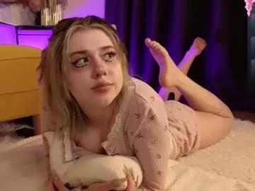 moore_iris from Chaturbate