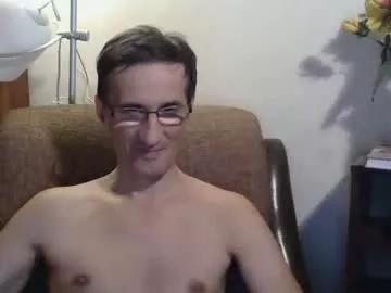 moovurey16 from Chaturbate