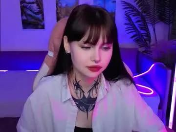 Morana_batt from Chaturbate