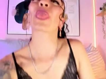 naia_xo from Chaturbate