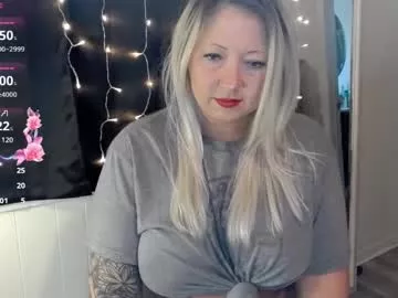 natalieraybae on Chaturbate 