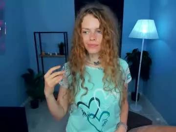 nataly_hello from Chaturbate