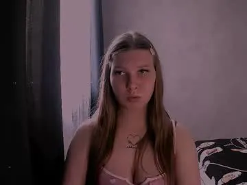 nelli_lux on Chaturbate 