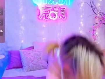 nellloyns from Chaturbate
