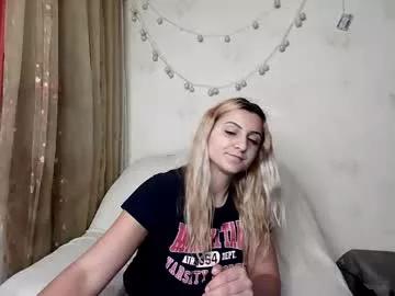 Nicoleever from Chaturbate