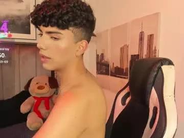 niick_twink from Chaturbate