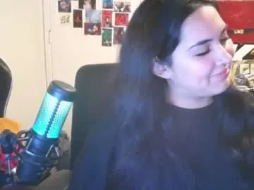 nikkinotnicki00 on Chaturbate 