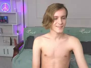 Nikompell from Chaturbate