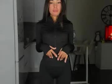 Nilliluv from Chaturbate