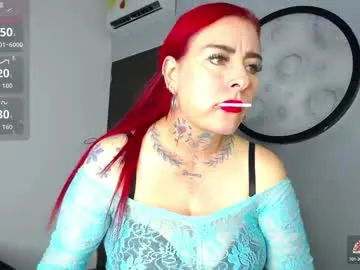 nina_foxx02 on Chaturbate 