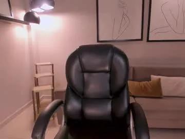 Ninablumm from Chaturbate