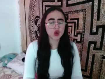 Ninakravtz from Chaturbate