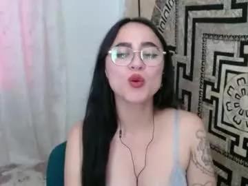 Ninakravtz from Chaturbate