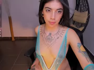 ninamonroee on Chaturbate 