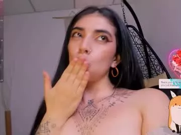 ninamonroee on Chaturbate 