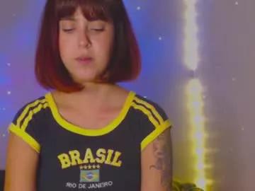 ninapellegrini17 from Chaturbate