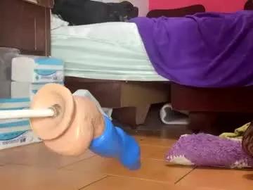 Ninfo_puta from Chaturbate